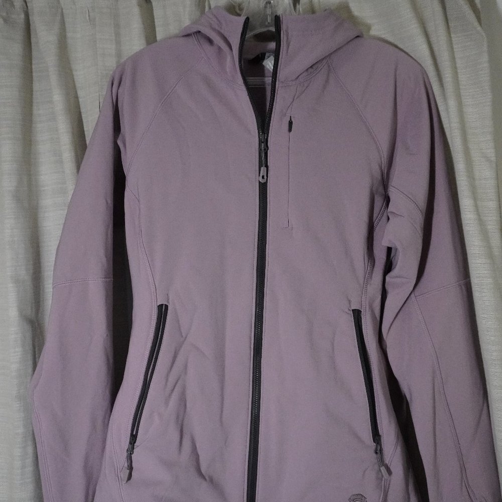 Mountain Hardwear softshell jacket. Women's, light purple. Size Medium. New